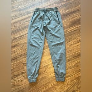 NWOT Men’s Nylon Joggers - Size S
